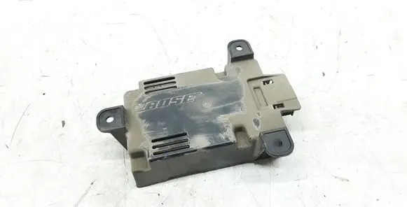 Audi A6 S6 C6 4F Sound amplifier 4F0035223B