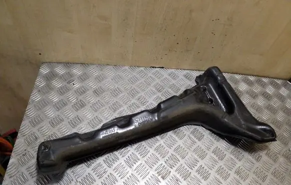 Volvo XC70 Fender foam support/seal 31299844
