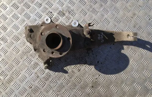BMW 5 F10 F11 Front wheel hub