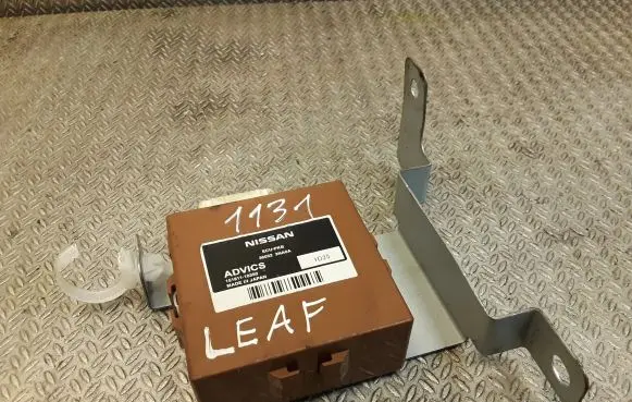 Nissan Leaf I (ZE0) Parking PDC control unit/module 360323NA0A