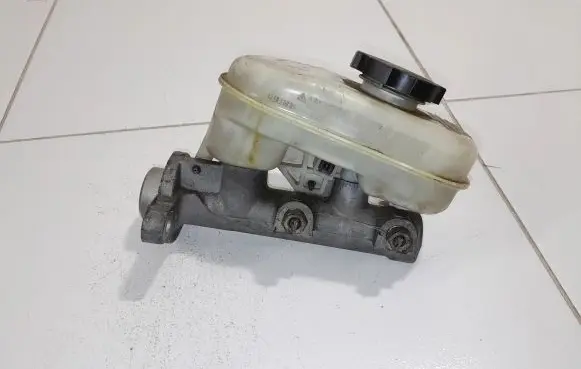 Cadillac SRX Master brake cylinder 18019459 0621071