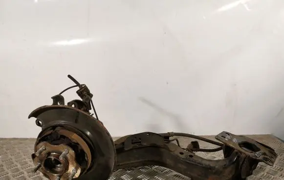 Nissan X-Trail T31 Rear wheel hub