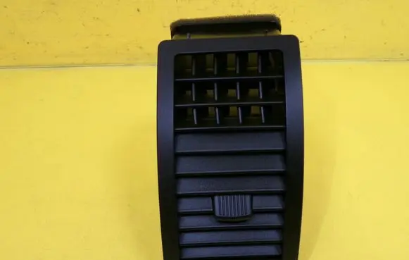 Volkswagen Polo IV 9N3 Dashboard side air vent grill/cover trim 6Q0819703