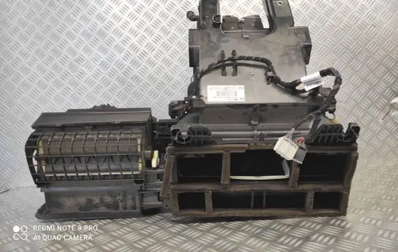 Opel Astra J Interior heater climate box assembly 13338026 366974173 V7839002