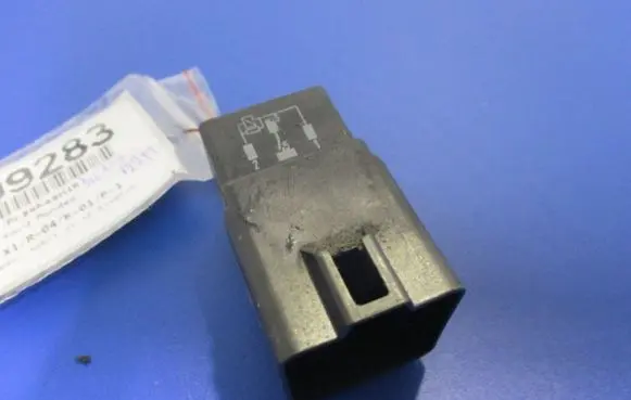 Ford Mondeo MK II Other relay