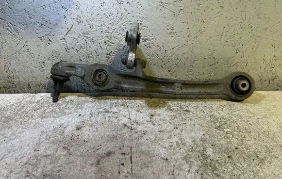 Front lower control arm/wishbone