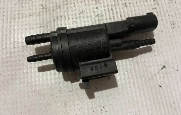 Mercedes-Benz Sprinter W906 Valve vacuum A0025401497 0025401497