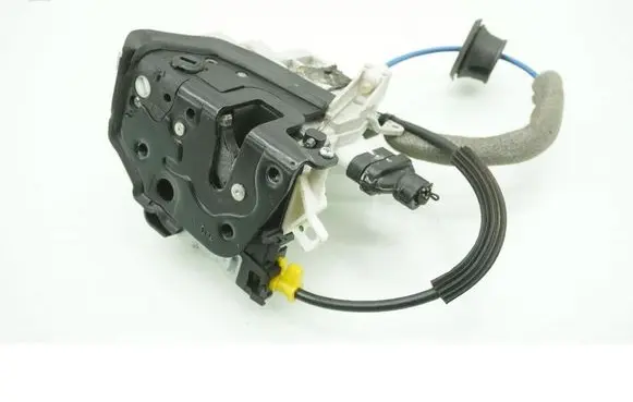 Audi A8 S8 D4 4H Rear door lock 8K0839015F