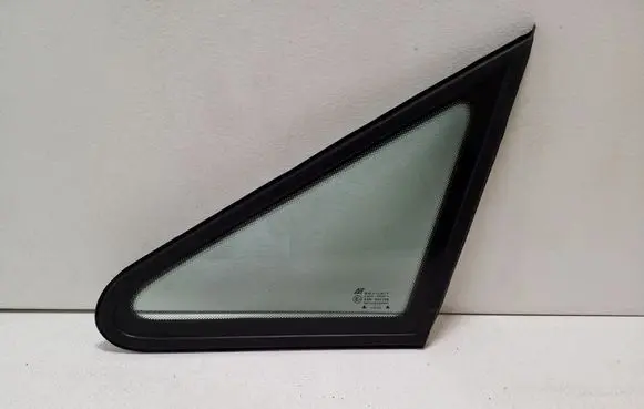 Volkswagen Sharan Front triangle window/glass 