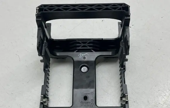 Other center console (tunnel) element