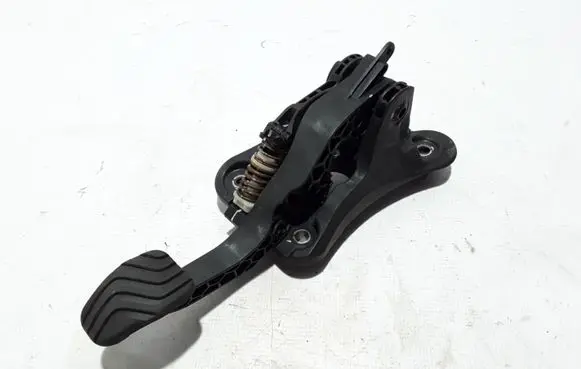 Clutch pedal