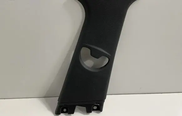 BMW 1 E81 E87 (B) pillar trim (top) 7070244