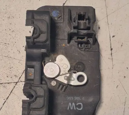 Opel Combo C Sliding door lock 9186696 CW9186696