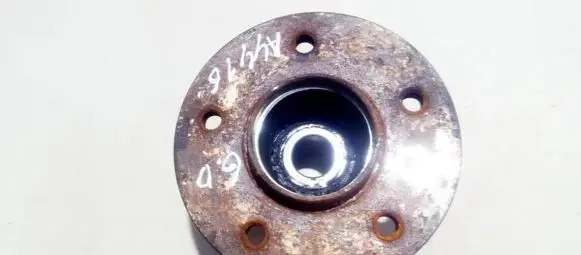 Mercedes-Benz A W168 Rear wheel hub