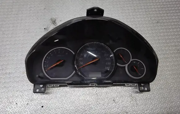 Mitsubishi Grandis Speedometer (instrument cluster) 2574206653