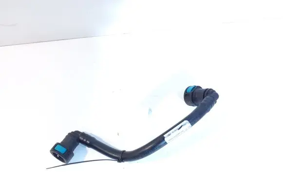 Porsche Panamera (970) Breather hose/pipe 97010631201