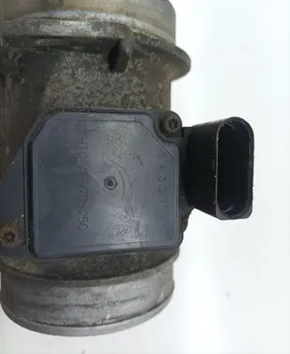 Audi A6 S6 C5 4B Mass air flow meter 059906461D AFH7025C 133103