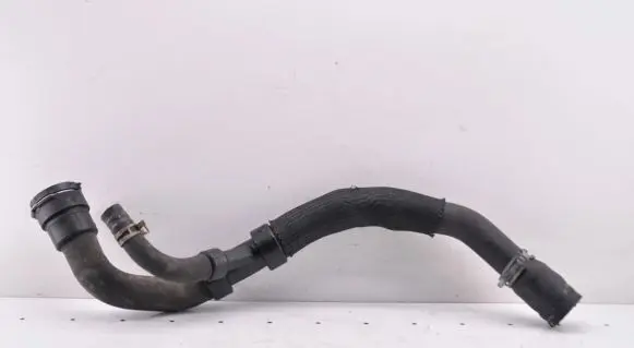 Ford Mondeo MK IV Engine coolant pipe/hose S8000163