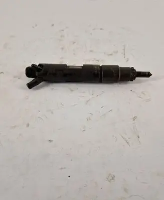Volkswagen Transporter - Caravelle T4 Fuel injector 074130201L