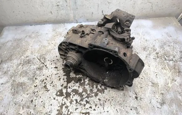 Volkswagen Sharan Manual 6 speed gearbox 7M3711046B 7M3711051B