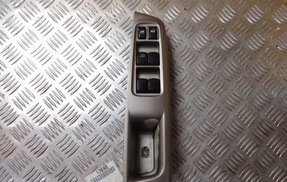 Subaru Forester SH Electric window control switch 94266FG030
