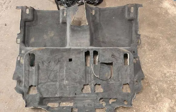 Porsche Cayenne (9Y0 9Y3) Interior carpet 