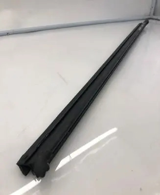 Volkswagen T-Roc Rubber seal front door window/glass 2GV837479
