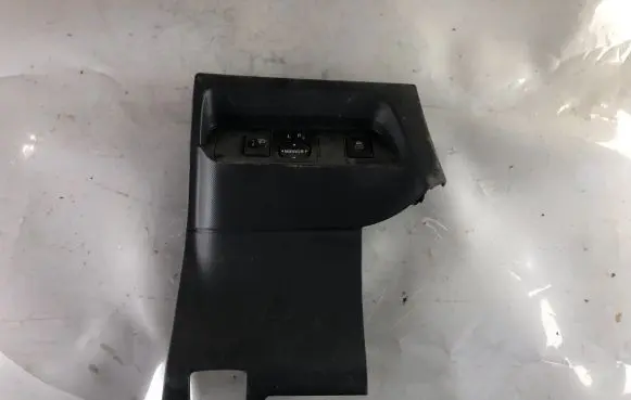 Toyota Auris 150 Dashboard lower bottom trim panel 5554502030