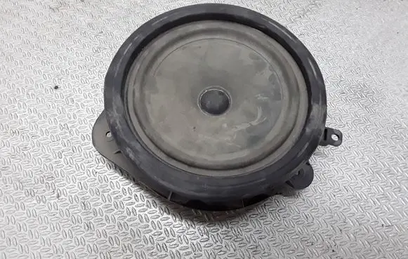 Audi A3 S3 A3 Sportback 8P Front door speaker 8P0035411