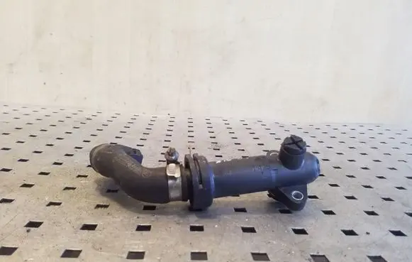 BMW 3 E90 E91 Engine coolant pipe/hose 7792622