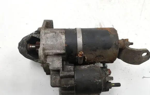 Audi A4 S4 B5 8D Starter motor 1005821818