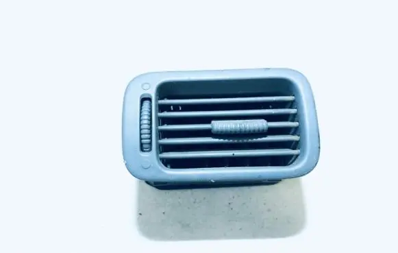 Honda CR-V Dash center air vent grill 77640s10a0 77640-s10-a0