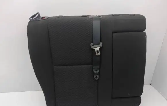 Toyota Avensis T250 Rear seat 7335005041