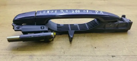 Lexus RX 300 Front door exterior handle