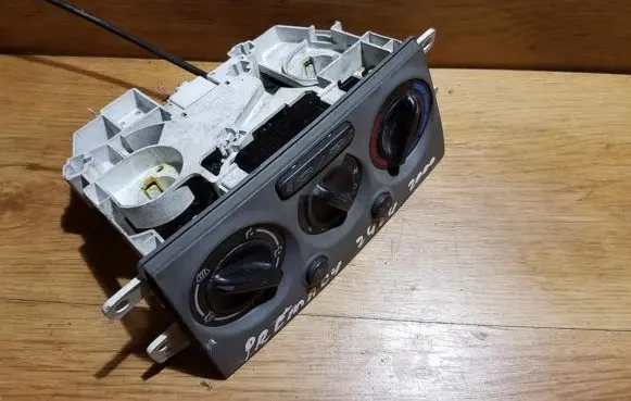 Mazda Premacy Climate control unit
