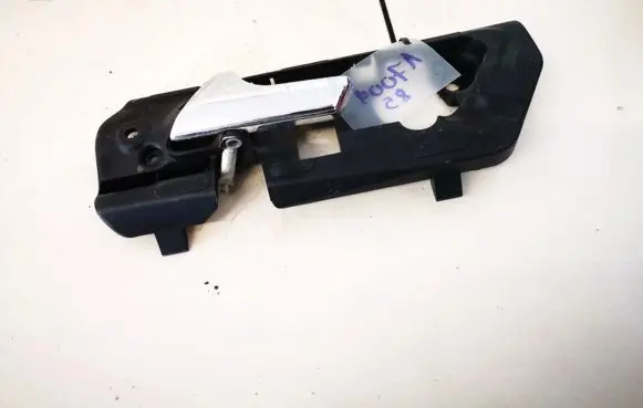 Rear door interior handle