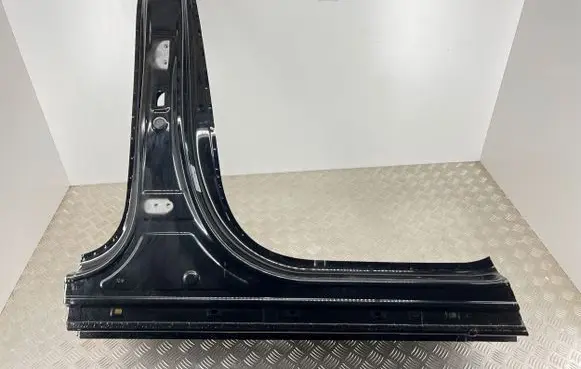Hyundai Tucson IV NX4 Front sill (body part) 