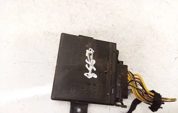 Opel Zafira A Light module LCM 09135156
