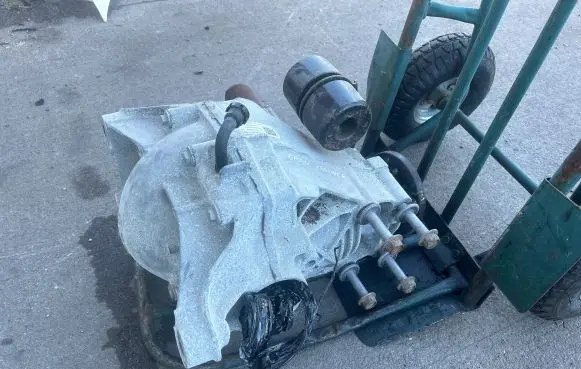 Jeep Grand Wagoneer Rear differential 68403543AB 1010003456558 4460061332