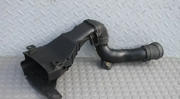 Intake resonator