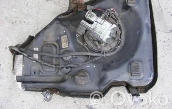 Mazda CX-7 AdBlue liquid reservoir R2AX202G0 1100816014140