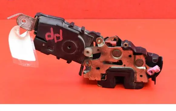 Subaru Outback Front door lock