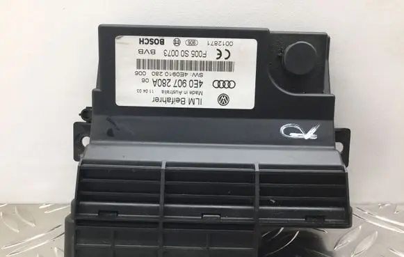Audi A8 S8 D3 4E Other control units/modules 4E0907280A 4E0910280 F005S00073