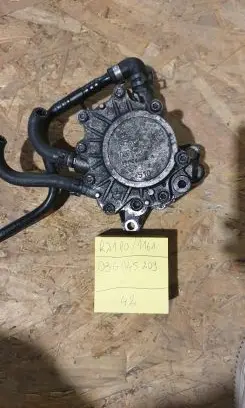 Volkswagen PASSAT B6 Vacuum pump 03G145209C