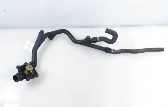 BMW 5 E39 Engine coolant pipe/hose 2247681