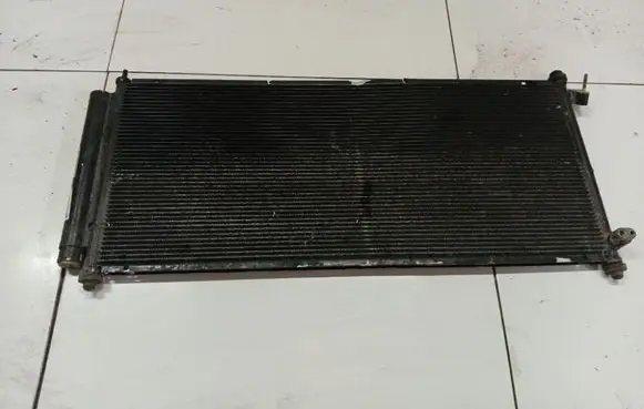 A/C cooling radiator (condenser)