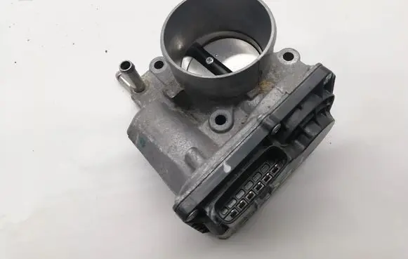 Toyota Corolla E210 E21 Throttle valve 220300T110
