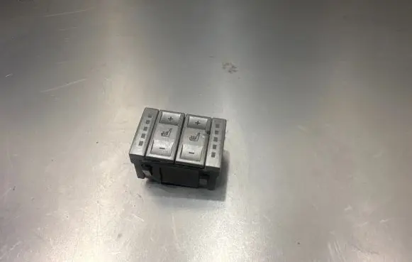 Ford Mondeo MK IV Other switches/knobs/shifts 6M2T19K314AB 070119
