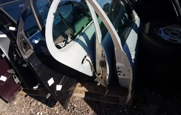 Renault Megane I Front door pilkos