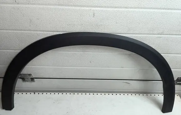 Mercedes-Benz GLC C254 Front arch trim A2548850400